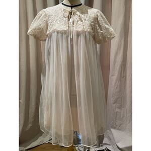 Vintage Movie Star Applique Lace Babydoll And Robe Peignoir Set Medium